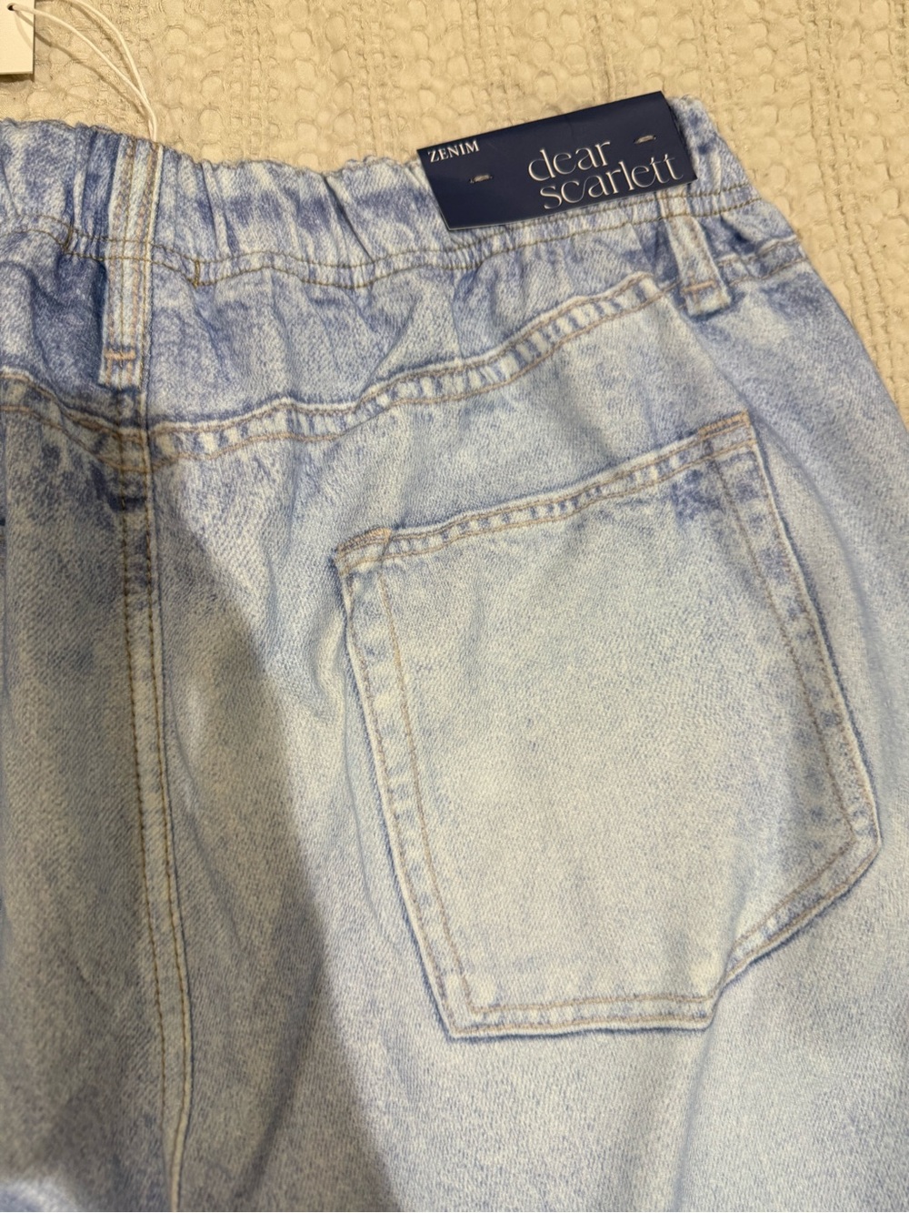 Light Wash Wide Leg Jeans with Elastic Waist - Picture 2 of 3